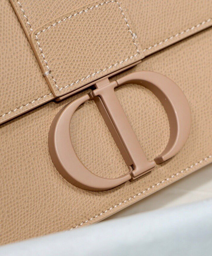 Christian Dior 30 Montaigne Handbag Apricot